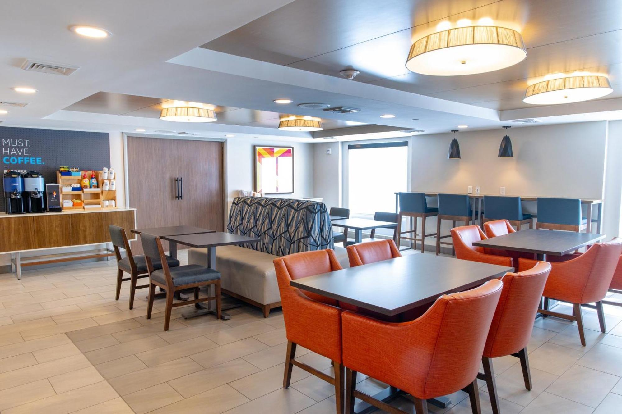 Holiday Inn Express - Neptune By Ihg Exteriér fotografie