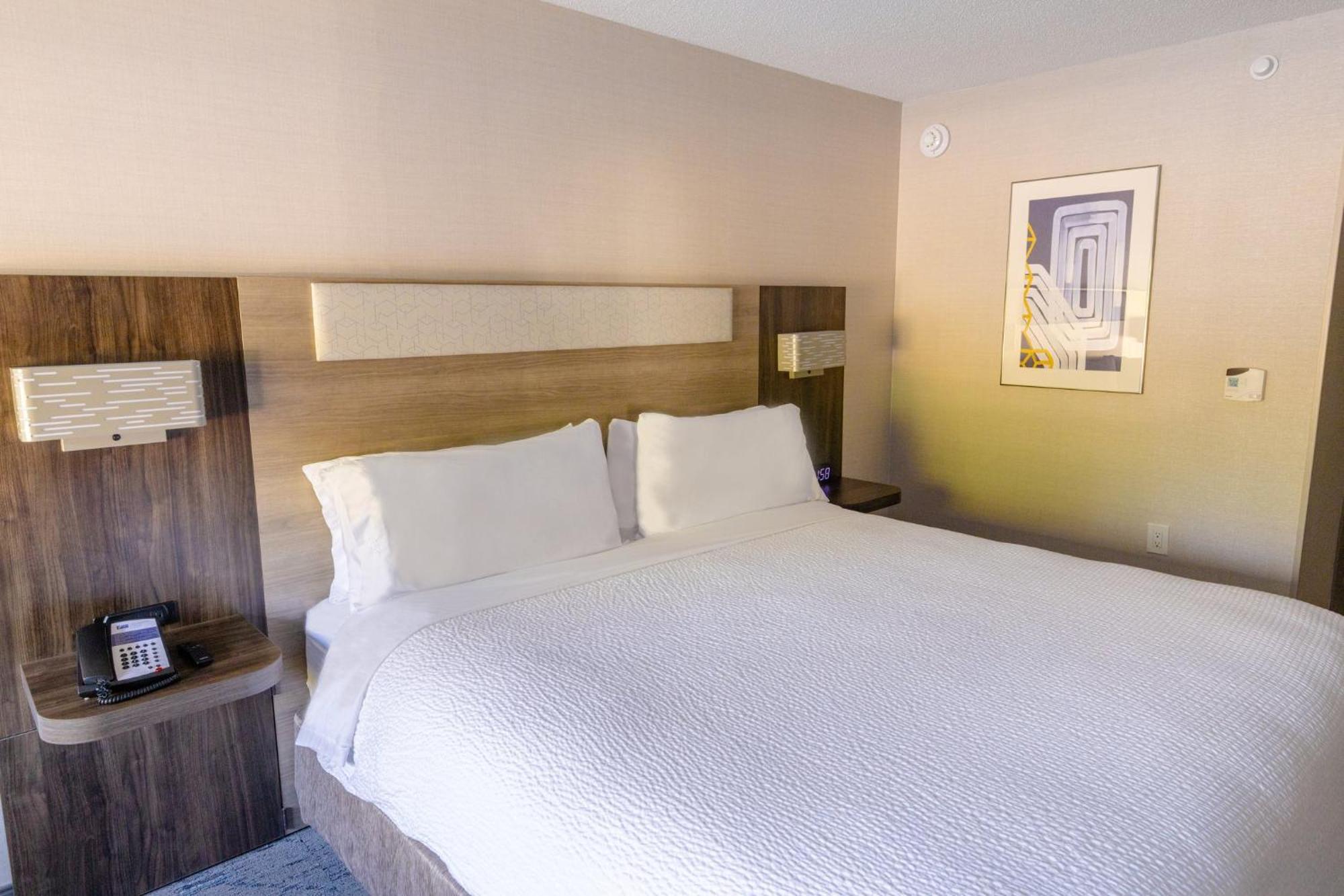 Holiday Inn Express - Neptune By Ihg Exteriér fotografie