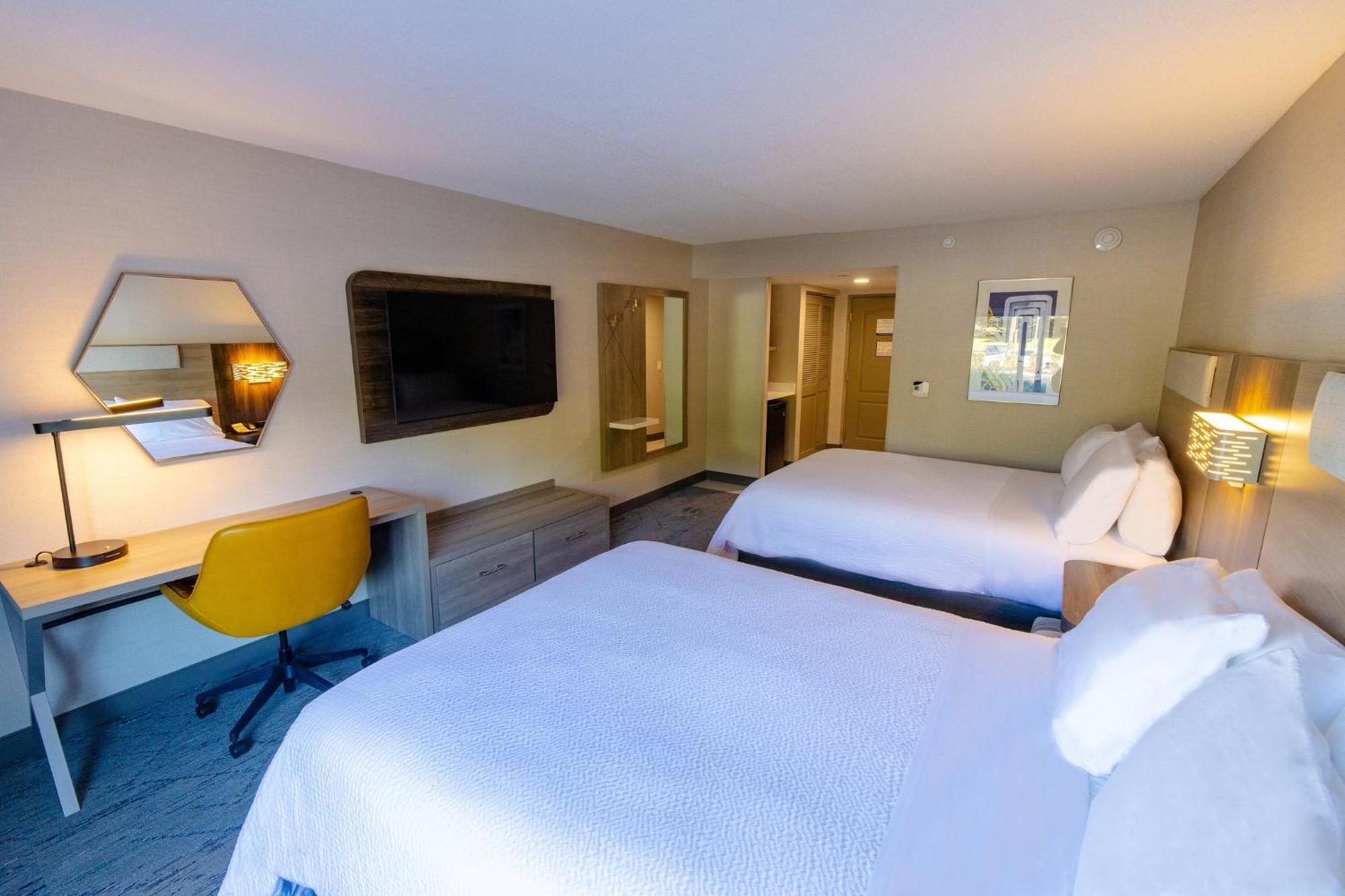 Holiday Inn Express - Neptune By Ihg Exteriér fotografie